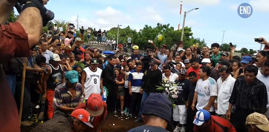 Funeral de familia asesinada en Managua: ‘Eran evangélicos, no delincuentes’