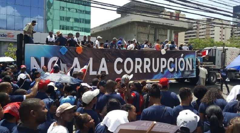 Evangélicos en República Dominicana marchan contra la corrupción