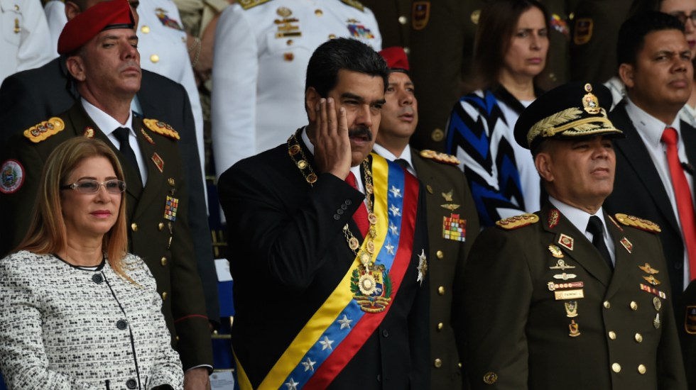 Nicolás Maduro, ileso tras atentado durante desfile militar