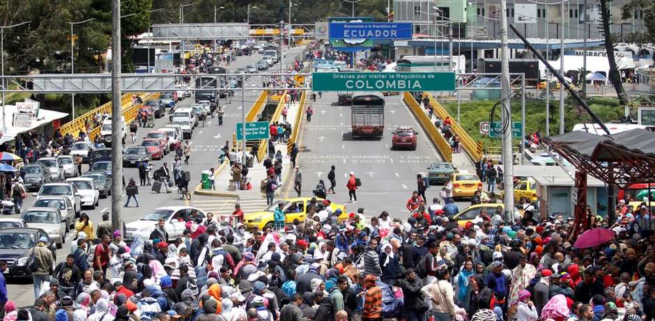 Ecuador refuerza su frontera ante la llegada de 4.000 venezolanos al día