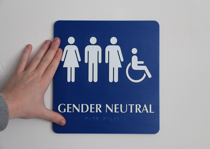 En Kansas City, niños y niñas compartirán “baños neutros de género”