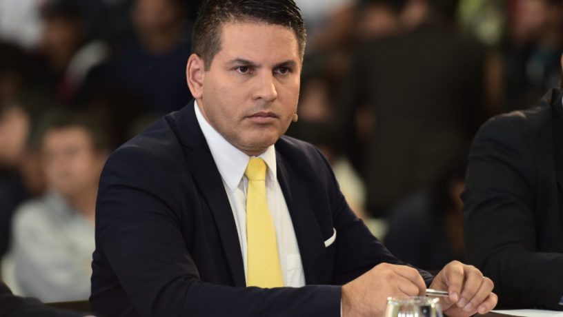 Fabricio Alvarado renuncia al partido Restauración Nacional en Costa Rica