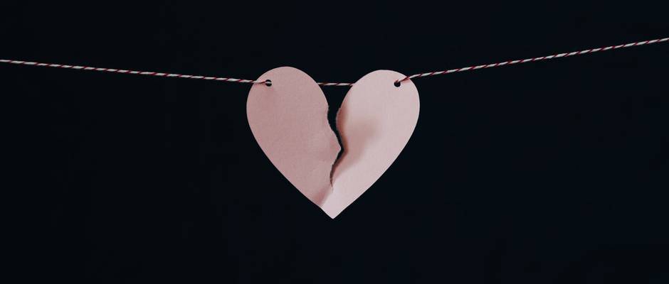 Kelly Sikkema, Unsplash,corazón roto, divorcio amor