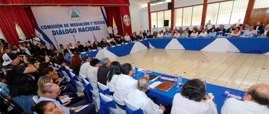 Daniel Ortega invita a pastor como testigo de negociaciones