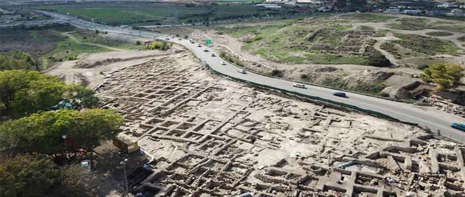 Hallazgo enfrenta a excavadores bíblicos con construcción de carretera 