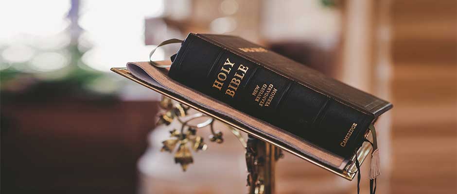 Aranceles de Trump a China causarían escasez de biblias en EEUU