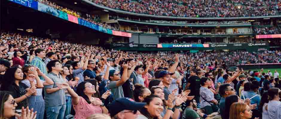 Más de 100.000 personas asisten a campaña evangelística en California