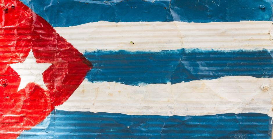 Juan Luis Ozaez, Unsplash,bandera de Cuba