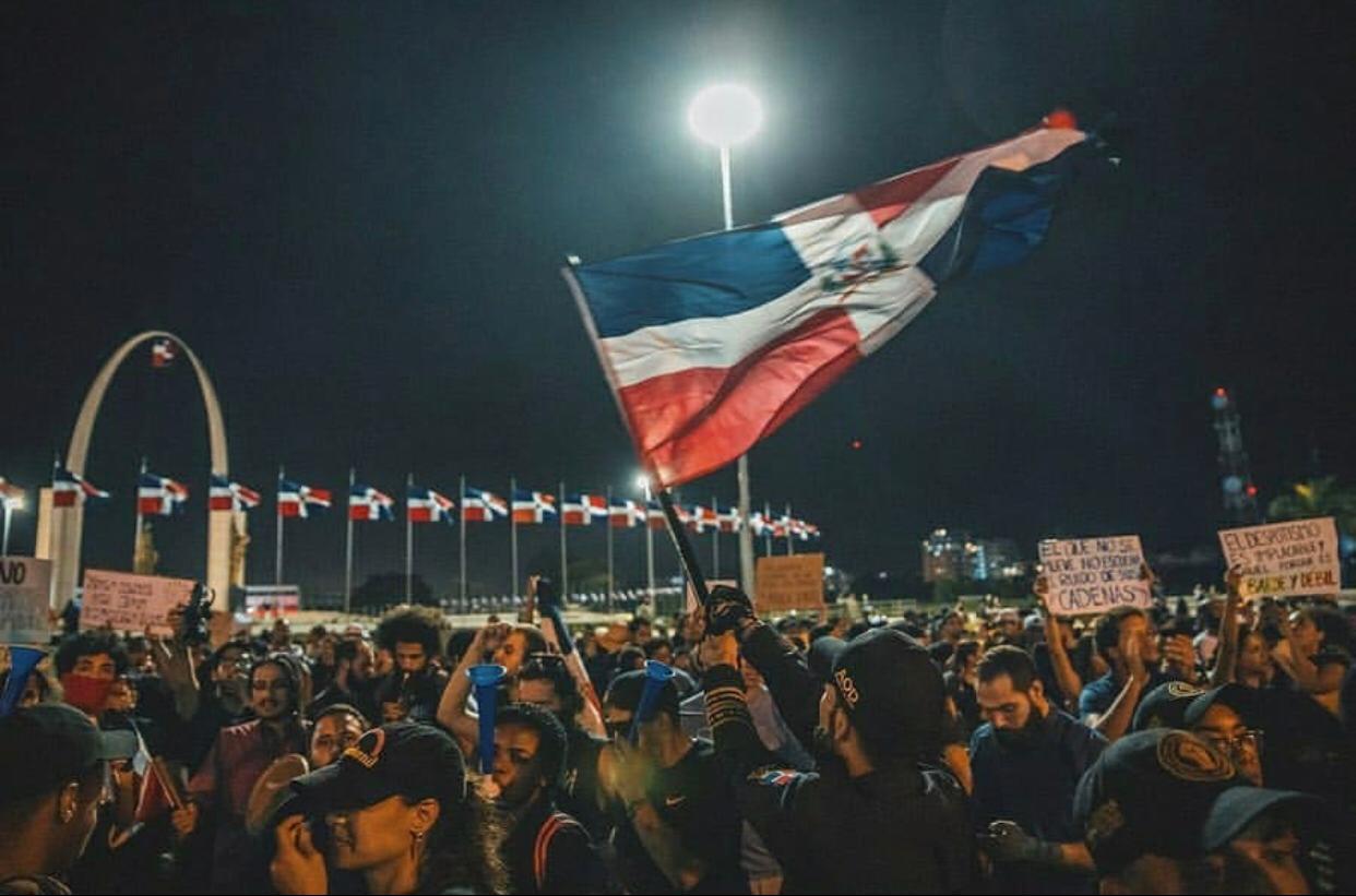 En República Dominicana se realizan protestas tras la suspensión de los comicios municipales del domingo.,