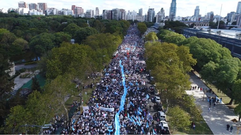 Iglesias evangélicas y católica se unen contra el aborto en Argentina