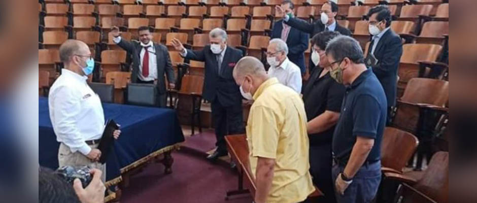 Ministro de Salud del Perú se reúne con representantes de iglesias