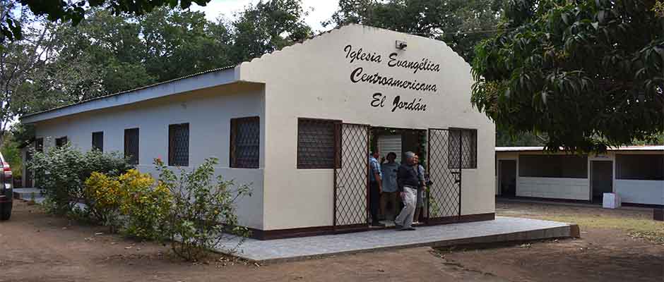 Diferentes iglesias en toda Nicaragua están cerrando sus puertas ante la pandemia,
