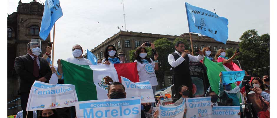 Una fuerte presión ejercieron los movimientos provida en México / Facebook Iniciativa Ciudadana,