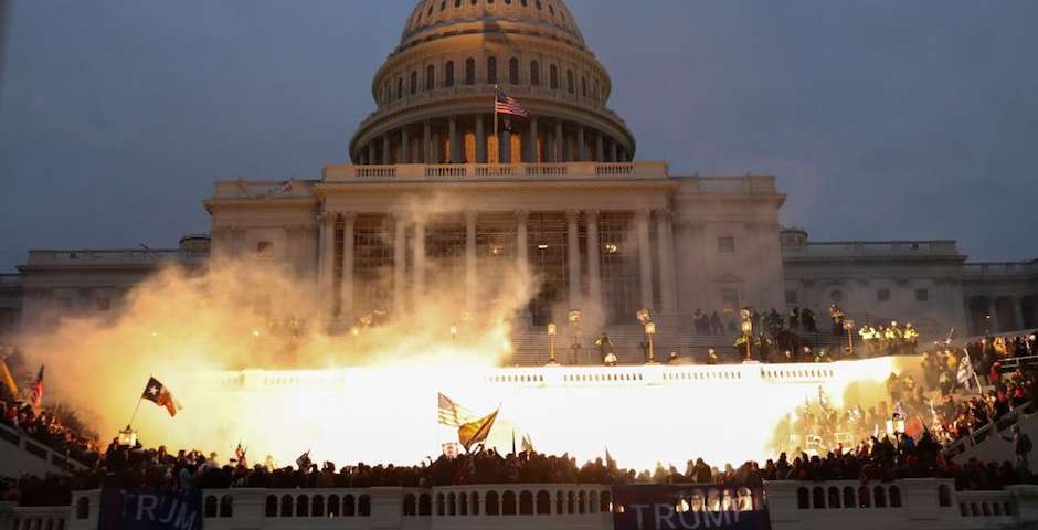 Líderes evangélicos de EEUU se manifiestan tras el caos en el Capitolio