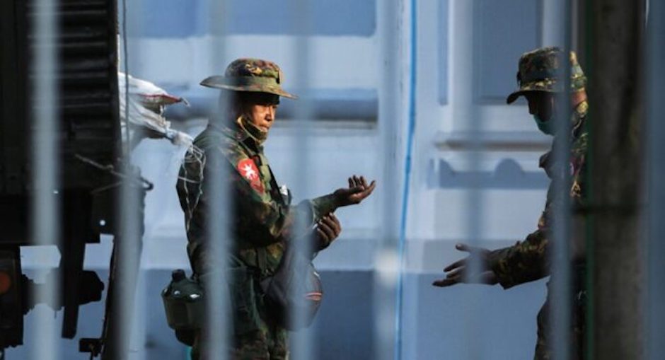 Los militares toman el control del gobierno en Birmania