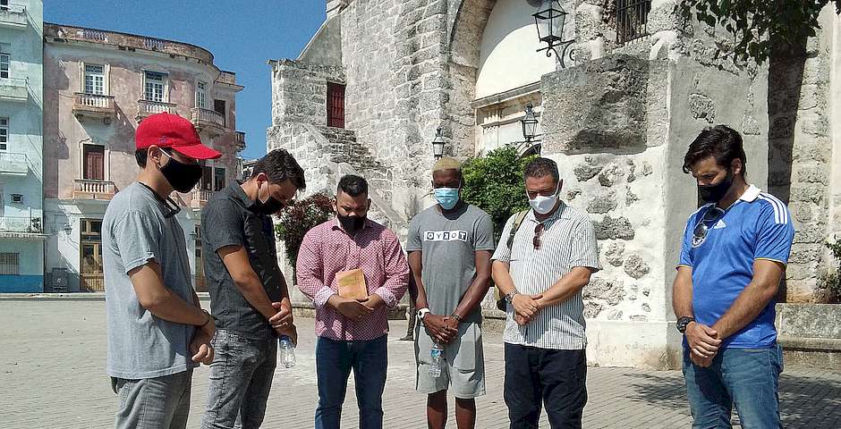 Cuba | Prohíben a evangélicos orar junto a huelguista de hambre