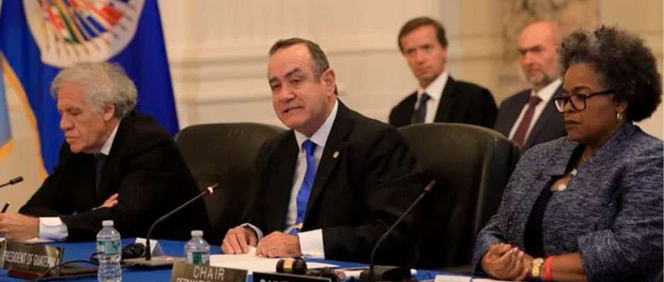 La OEA acosa a Giammattei por su defensa de la vida