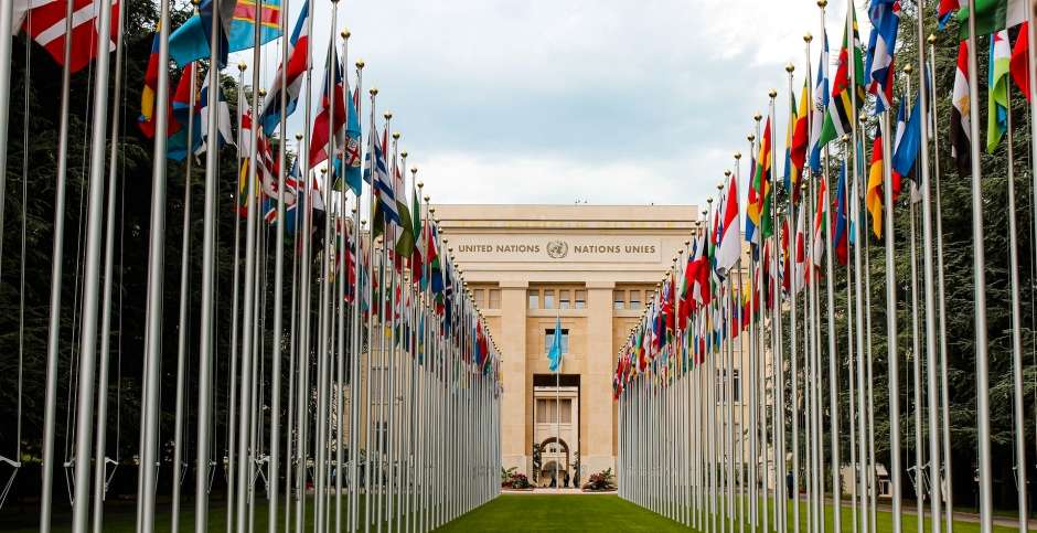 Un edificio de las Naciones Unidas en Ginebra, Suiza. / Foto: Mathias Reding , Unsplash, CC0.,Naciones Unidas, ONU