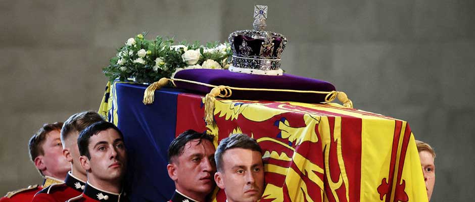 Un 29% desconocía los pasajes bíblicos leídos en funeral de la Reina Isabel