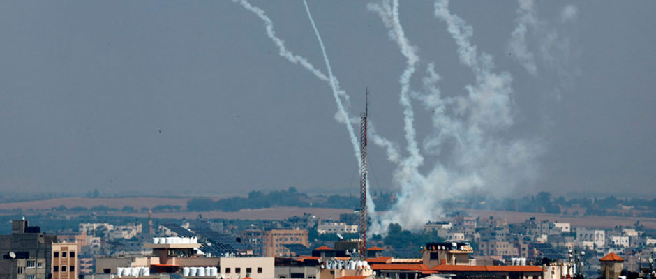 Llueven cientos de cohetes sobre Israel desde Gaza