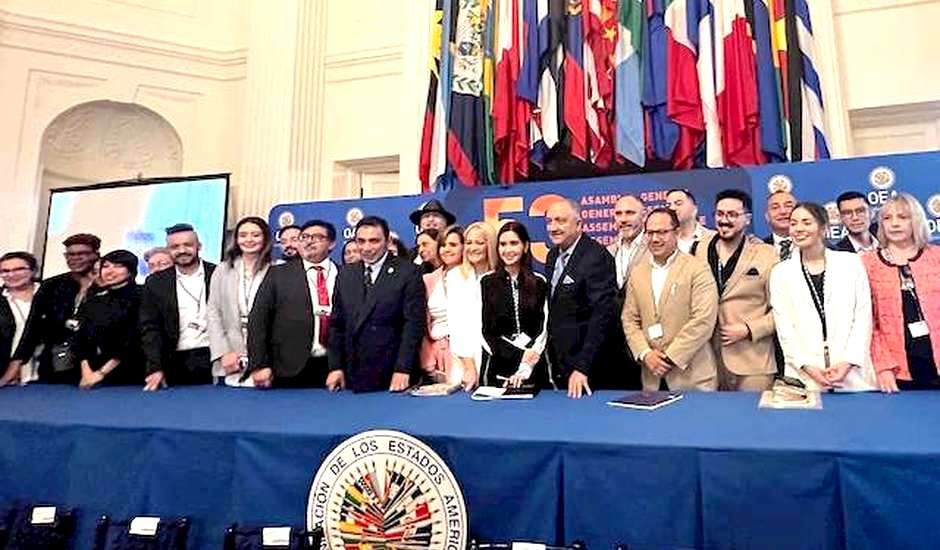 Asistentes del C.Iber en la 53 asamblea de la OEA,Congreso Iberoamericano por la Vida y la Familia