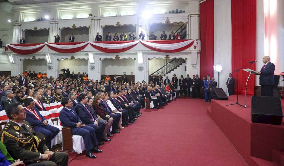 Perú | Dina Boluarte asistió a la Ceremonia de Acción de Gracias