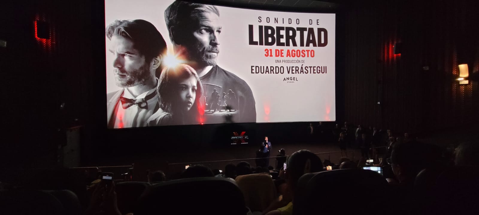 Anuncio durante la premiere exclusiva de Sound of Freedom en Costa Rica / Evangélico Digital,