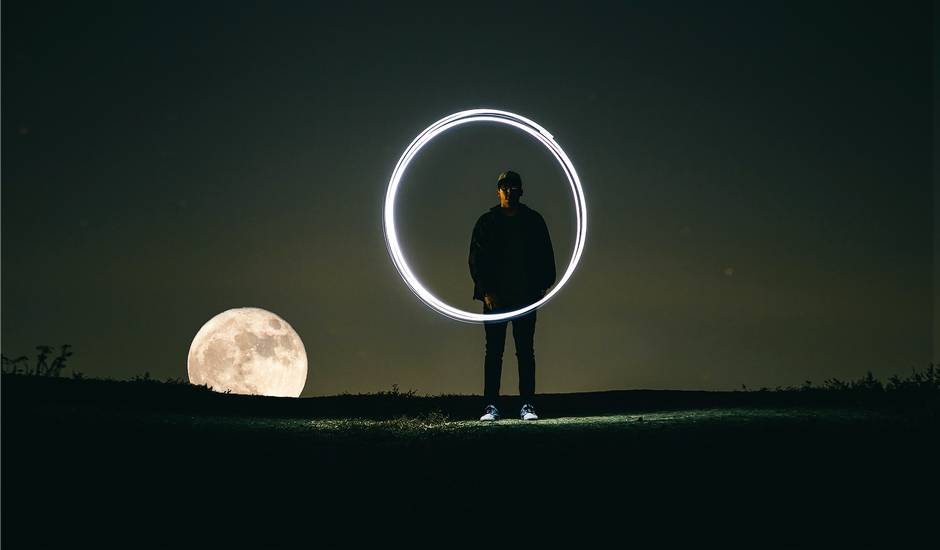 Austin Neill, Unsplash,luna círculo, luz círculos