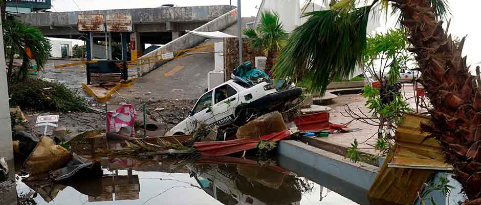 Organizaciones cristianas brindan ayuda crucial tras el huracán Otis en México