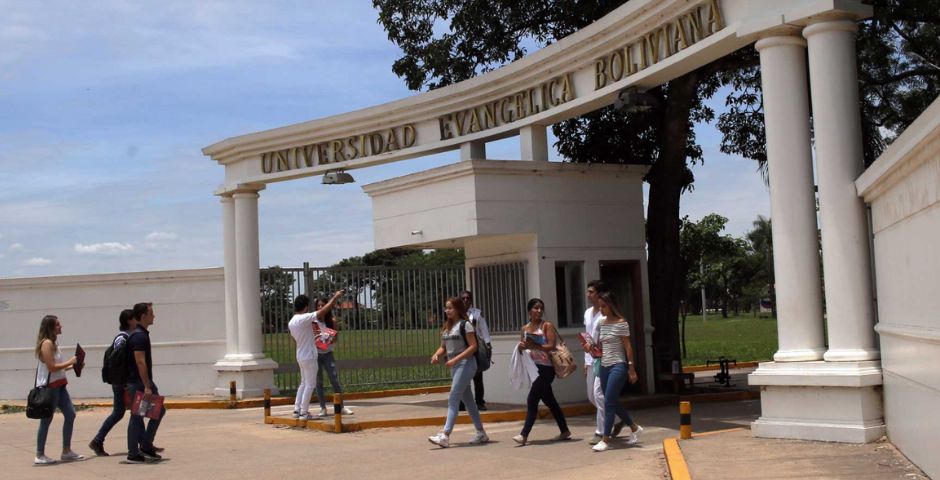 Universidad Evangélica Boliviana obtiene reconocimiento internacional