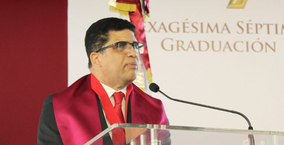 Universidad Evangélica dominicana distinguió al alcalde y pastor Dío Astacio