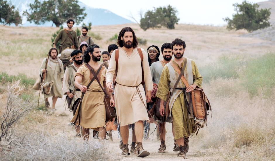 Una escena de la serie. Jesús (Jonathan Roumi) con sus discípulos (Foto: The Chosen),The Chosen