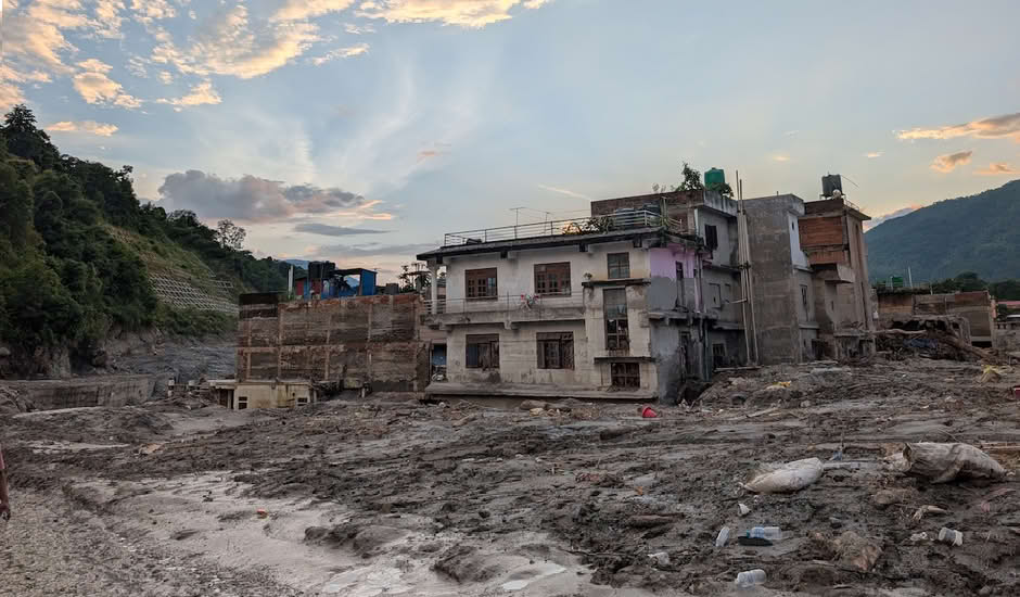 Imagen de la catástrofe por desbordamiento del río Trishuli, el 26 de agosto de 2026,riada Nepal